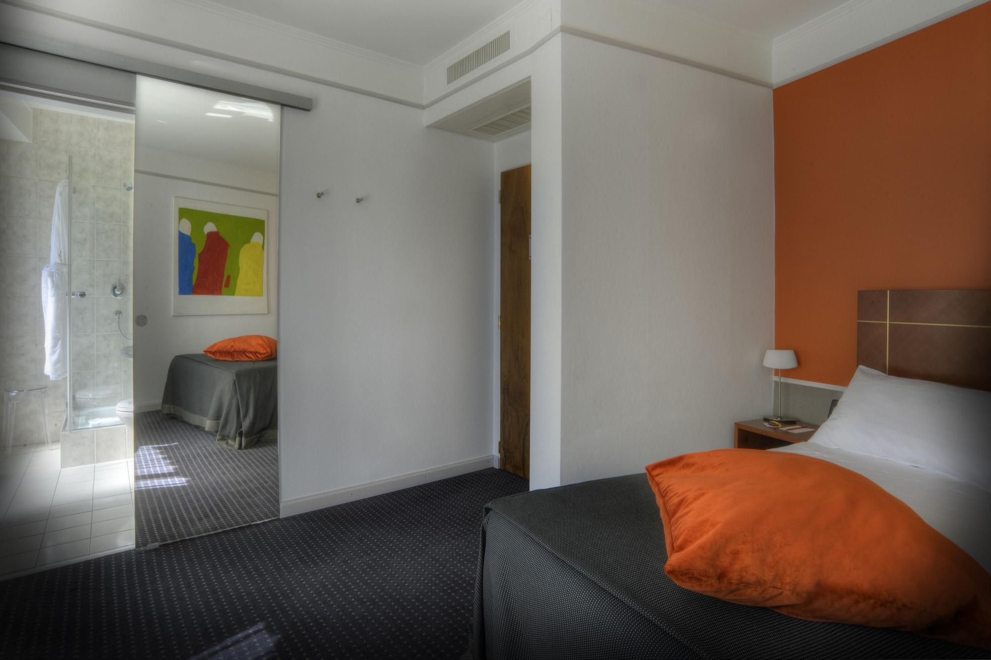 The New Midi Hotel