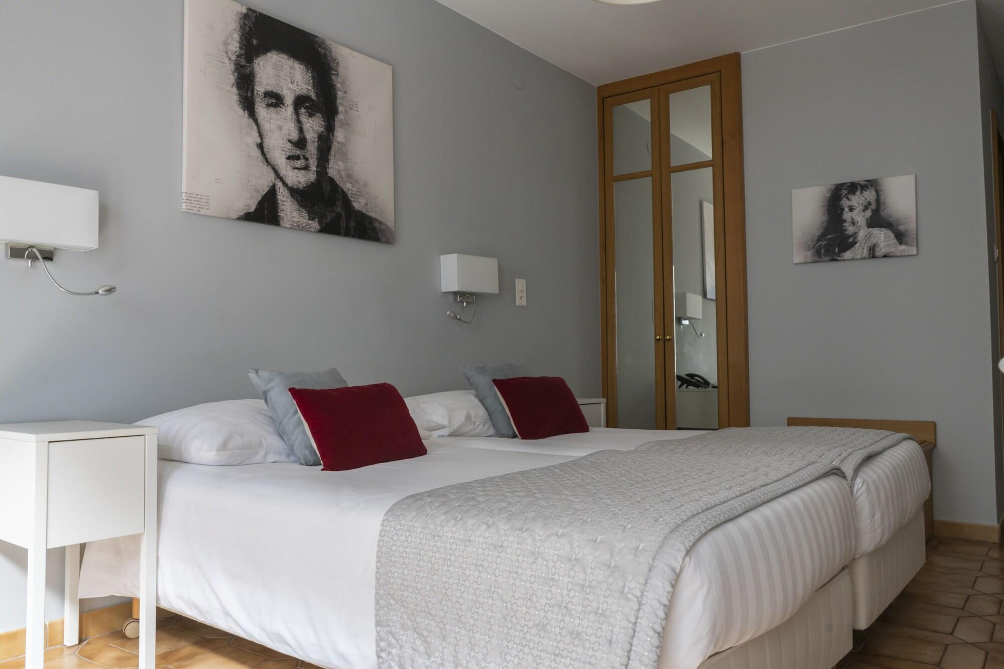 Excelsior Hotel