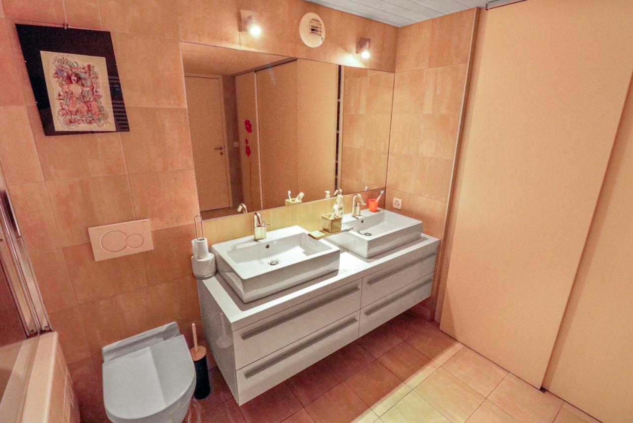 Magnifique Loft De 180m2 Avec Jacuzzi Et Fitness Appartement Genève