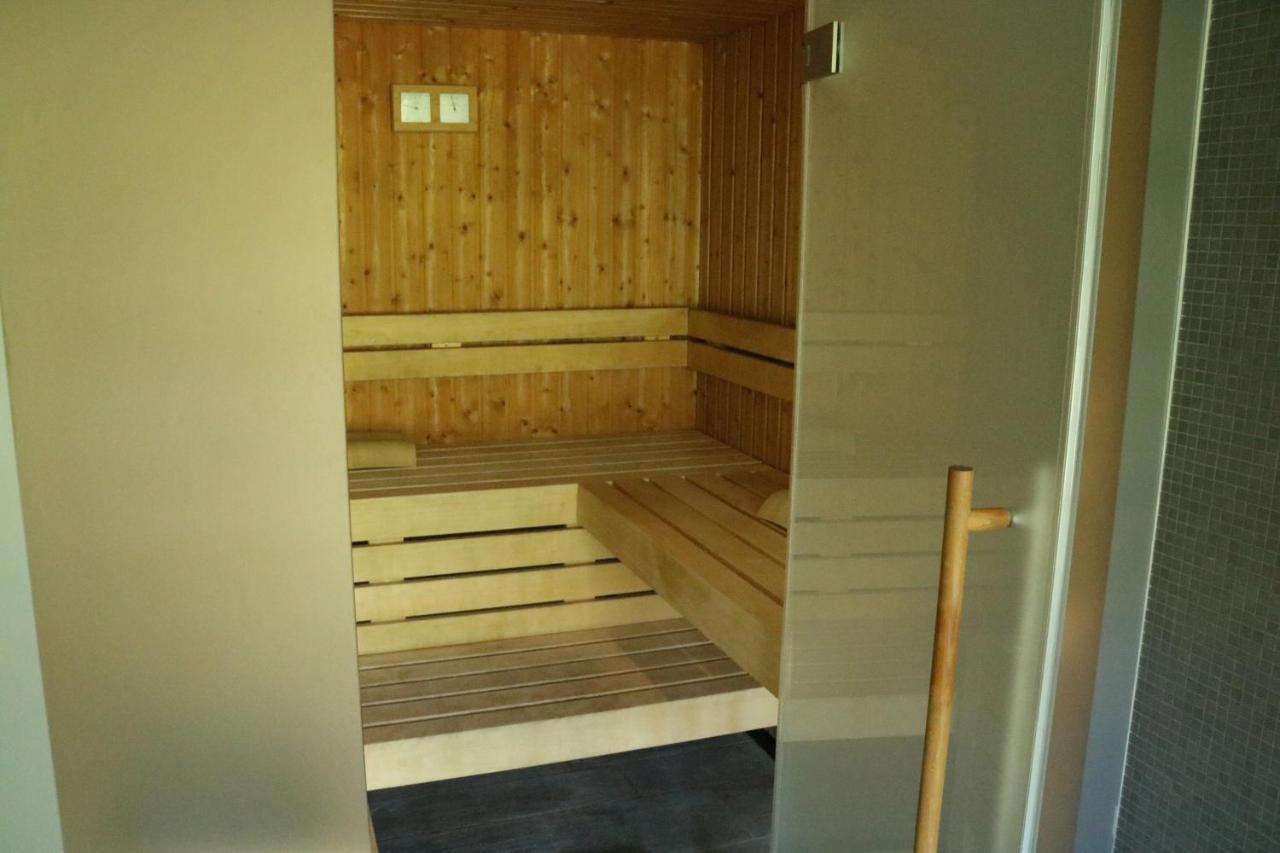 Magnifique Loft De 180m2 Avec Jacuzzi Et Fitness Genève