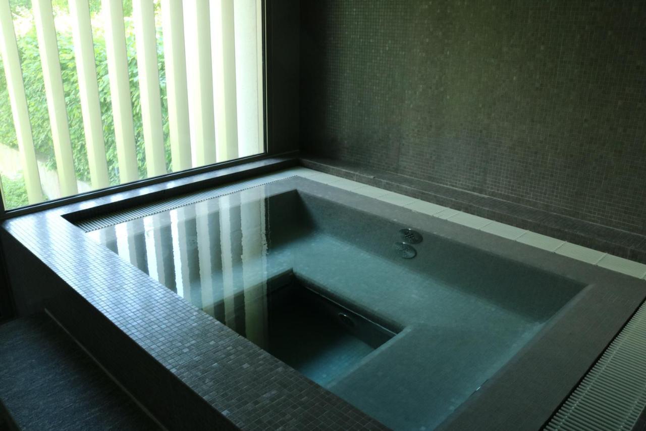 Magnifique Loft De 180m2 Avec Jacuzzi Et Fitness *