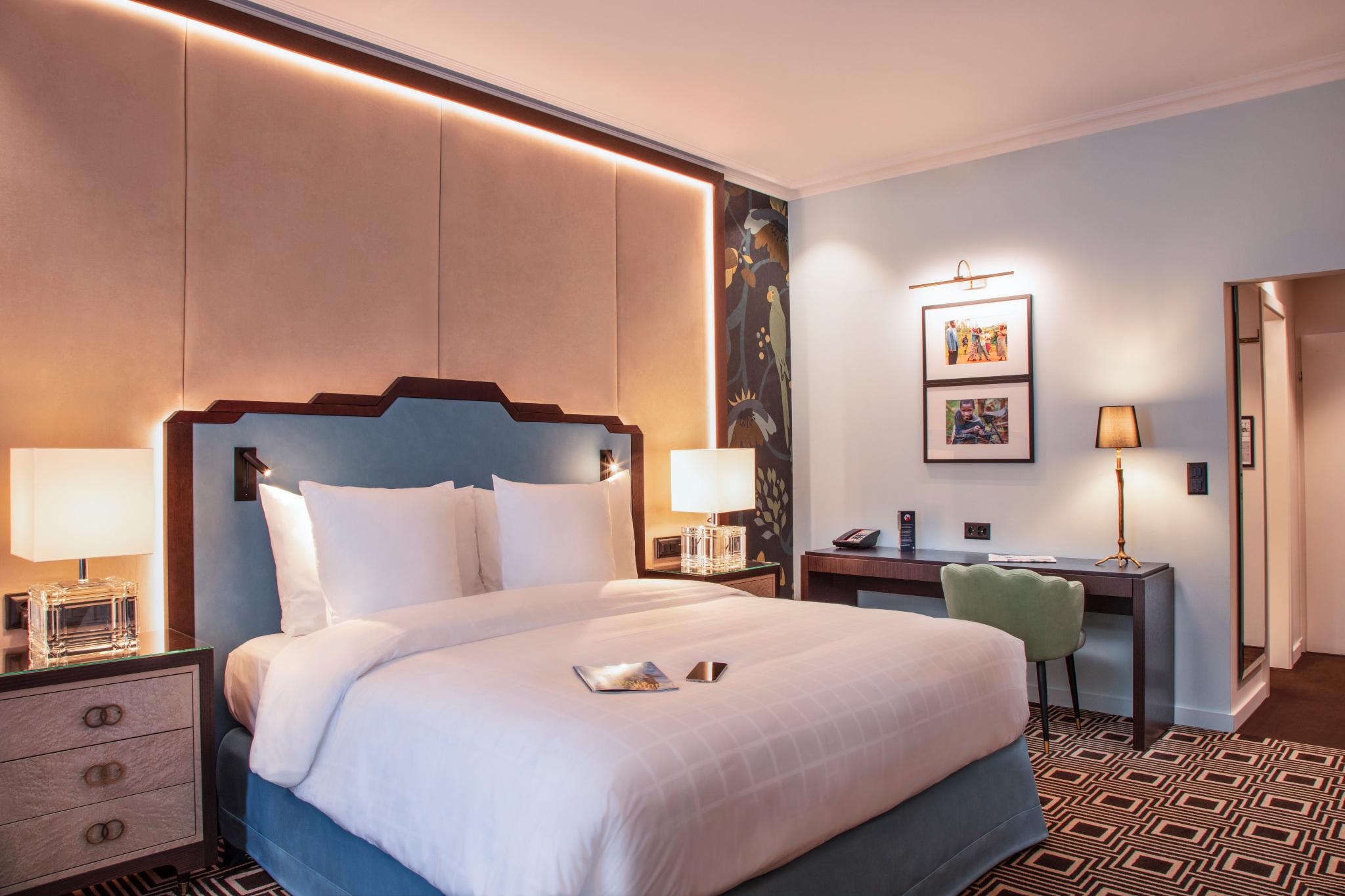 Bristol Hotel 4*