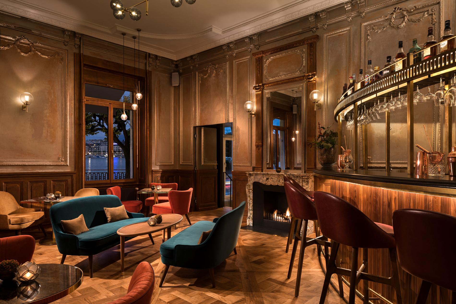 The Ritz-carlton De La Paix,