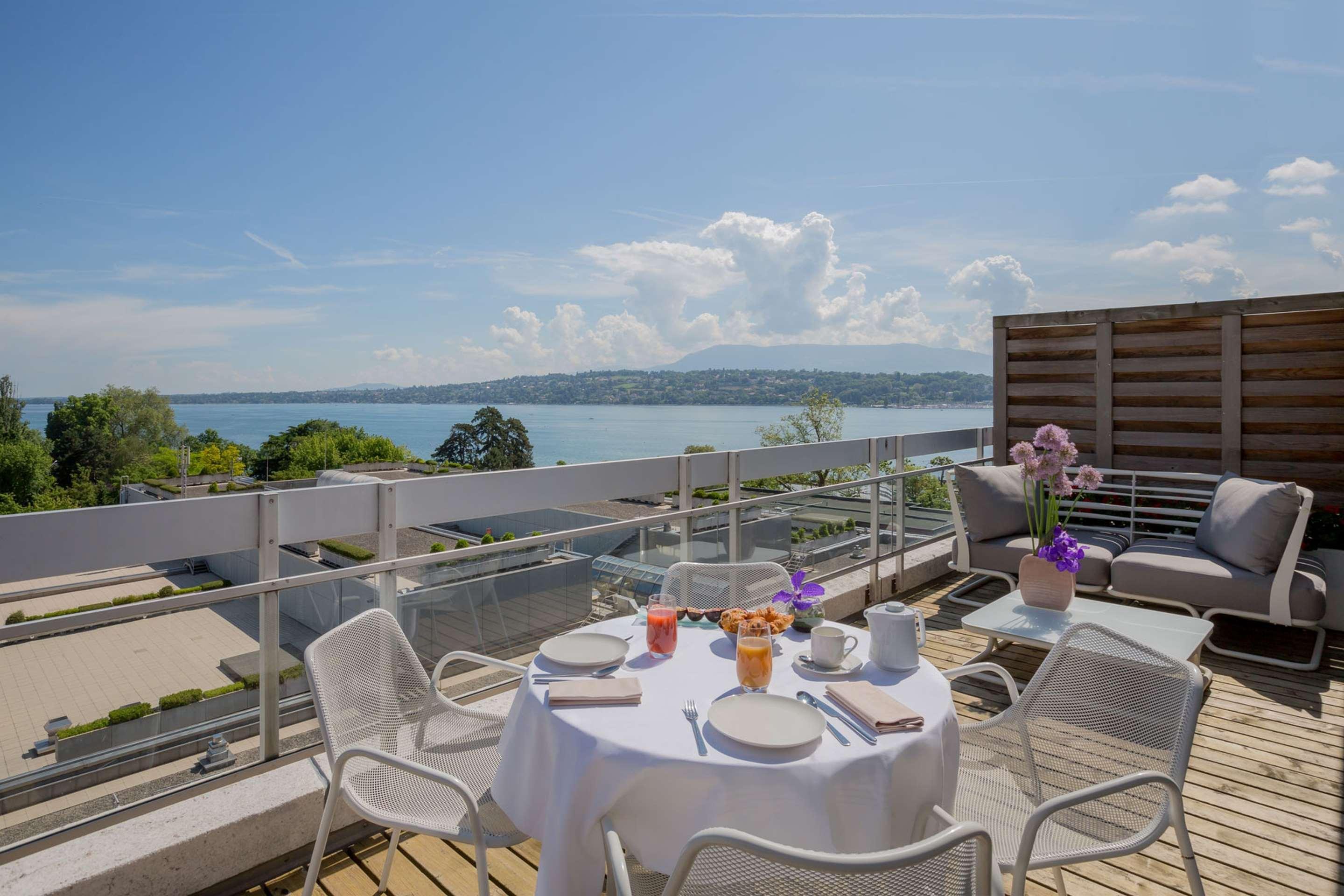 N Vy 4* Genève