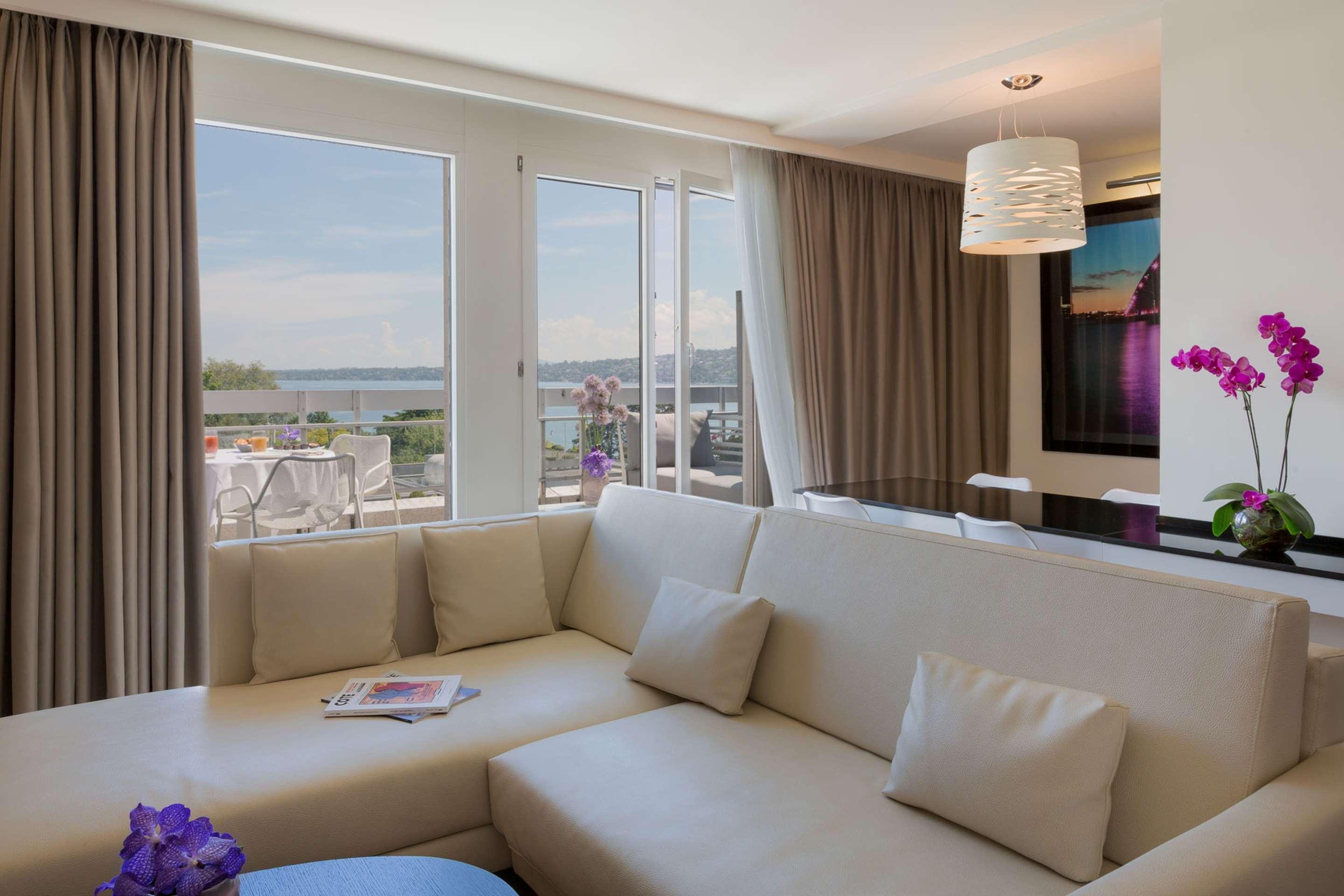 N Vy 4* Genève