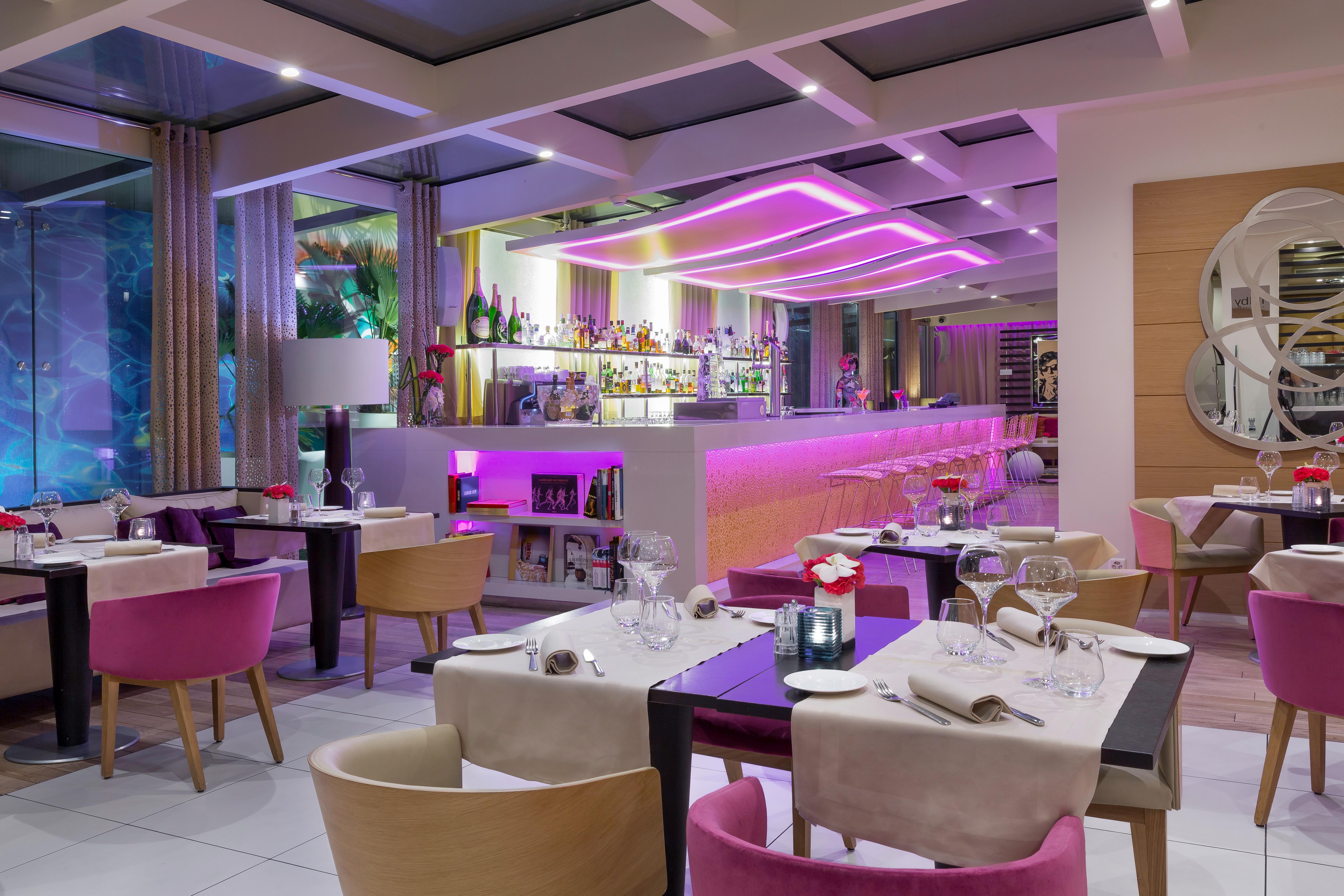 N Vy Hotel 4*
