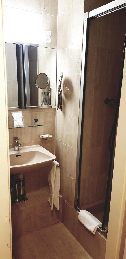 Hotel Century Ginebra