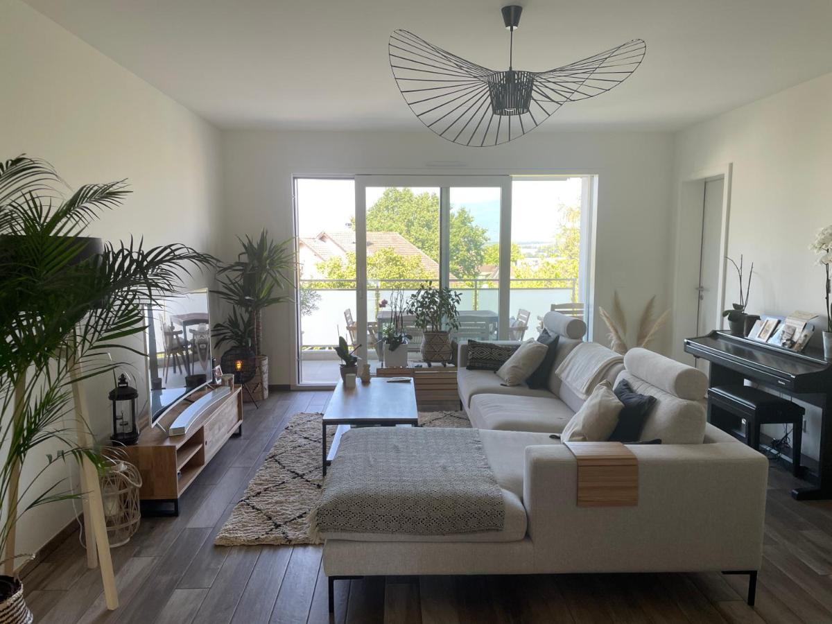 Private Bedroom And Bathroom In Shared * Genève
