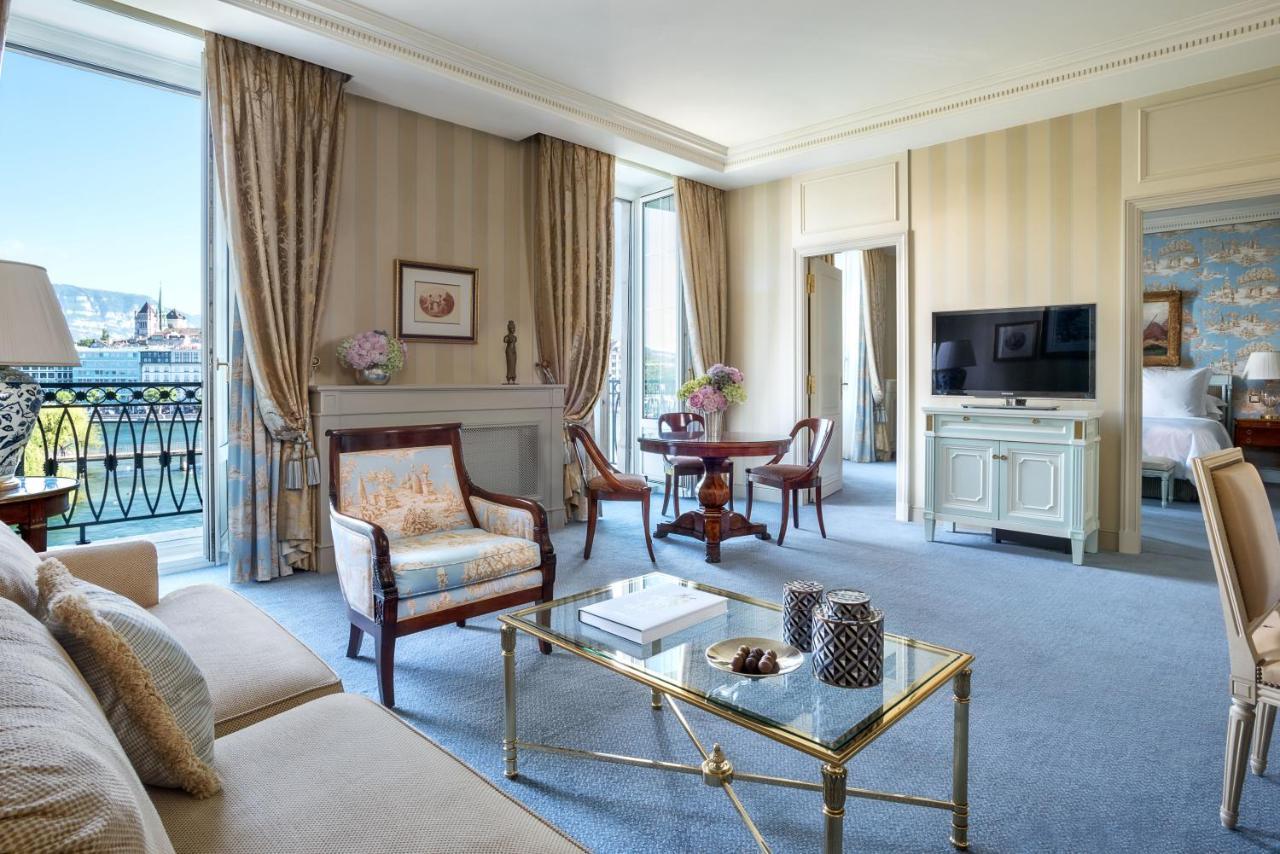 Four Seasons Des Bergues 5*