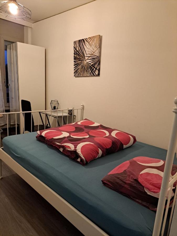 Chambre Chez Habitant Près Aéroport - Palexpo - Onu De