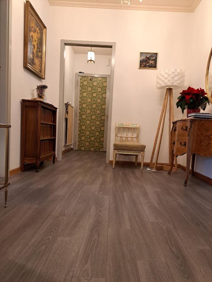 Chambre Chez Habitant Près Aéroport - Palexpo - Onu De Séjour chez l'habitant