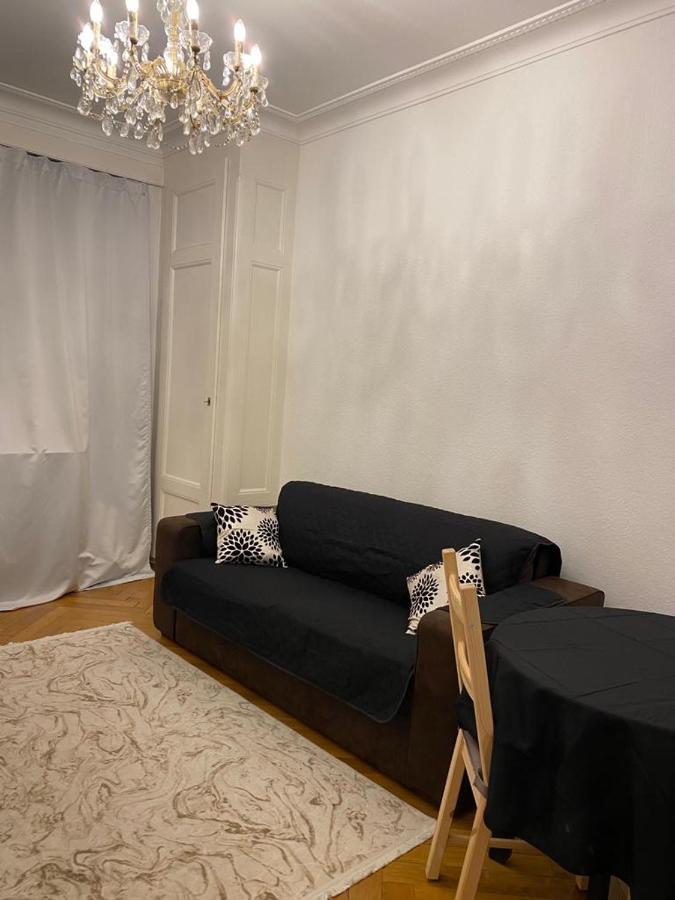 Large Apartment. Appartement