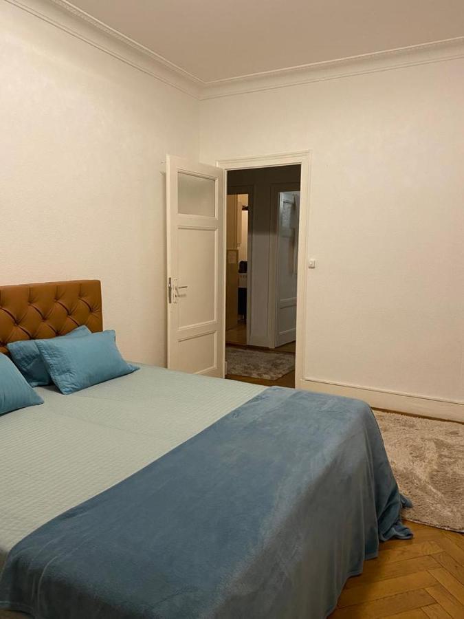 Large Apartment. Appartement