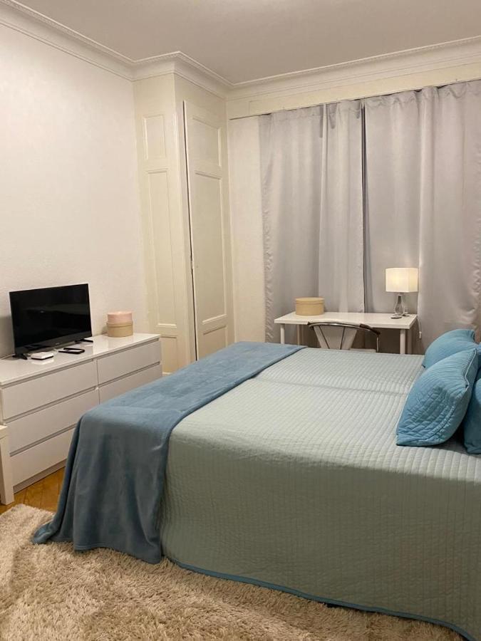 Large Apartment. *
