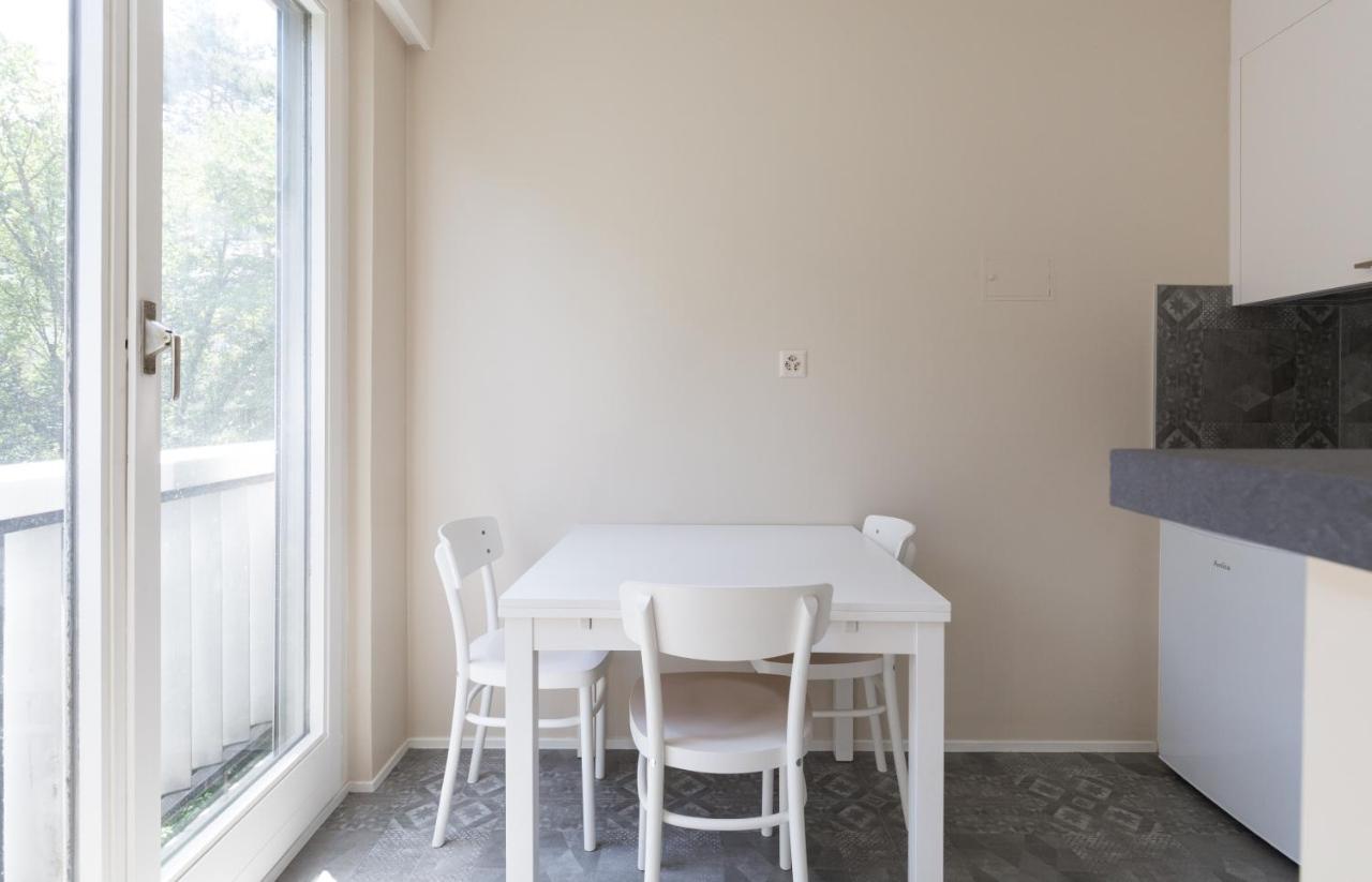 Cosy Studio Central With Parking *