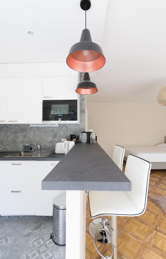 Cosy Studio Central With Parking Appartement *