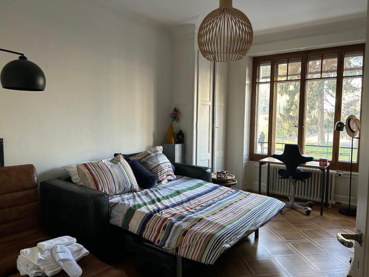 Homestay Double Bedroom & Kitchen - Perle Du Lac, *