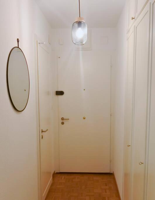 Apartment Studio, Place Du Bourg De Four *