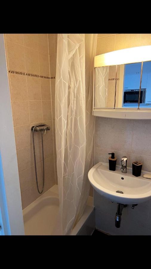 Quenn Bee Studio Apartamento Ginebra