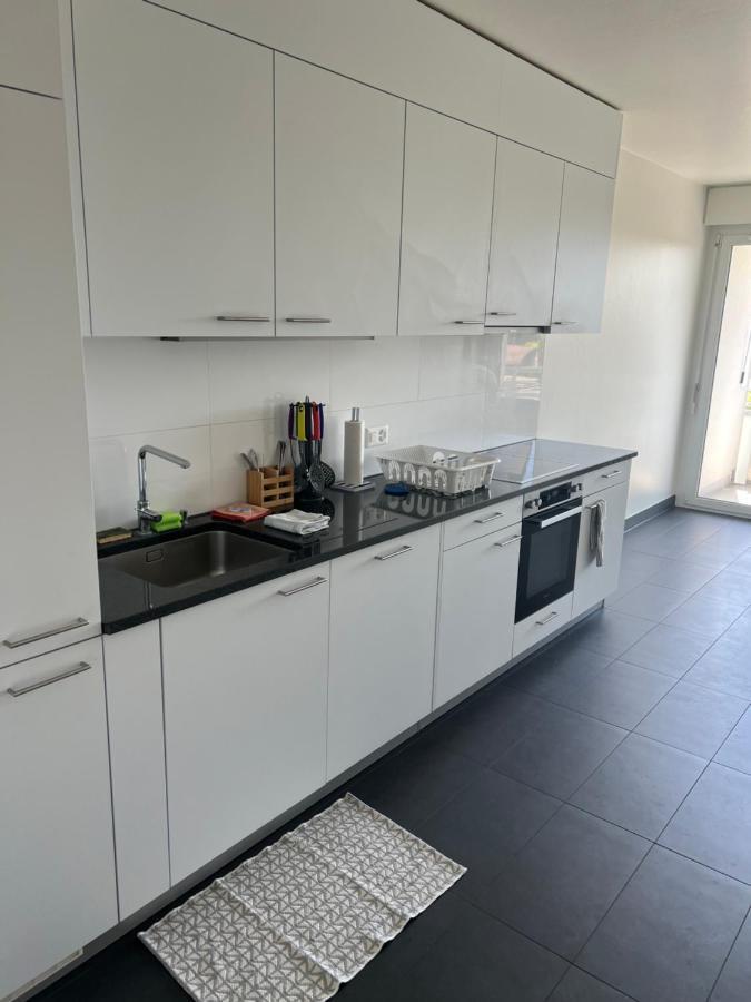 Apartment La Marina Appart