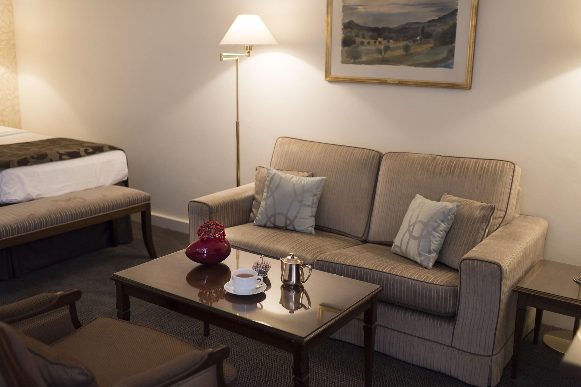 Bristol Hotel