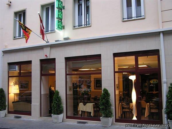 Admiral Hotel 3*