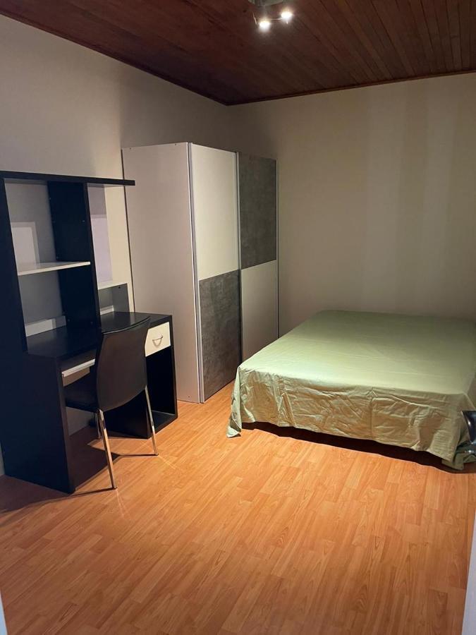 Appartement 5 In The Same House *