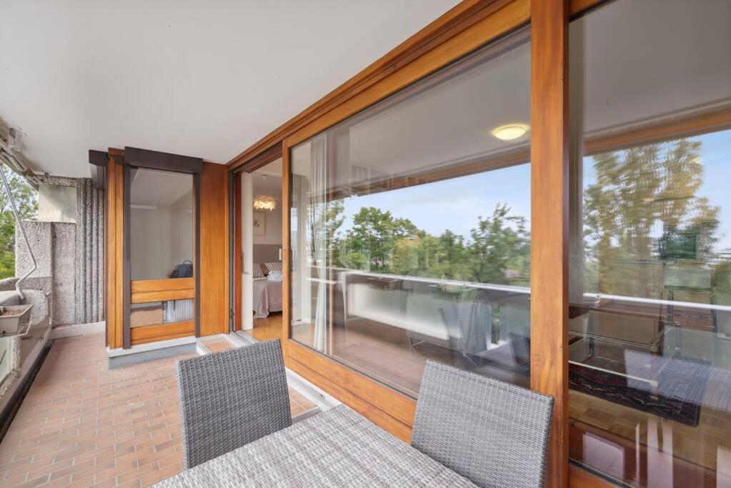 Appartement Tourelle - Moderne Dans Le Centre De Genève