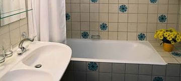 Visionapartments Place De Cornavin - Contactless Check-in Hotel