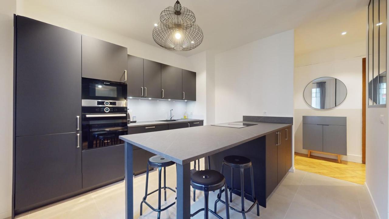 Appartement Beautiful Modern With Balcony In Genève