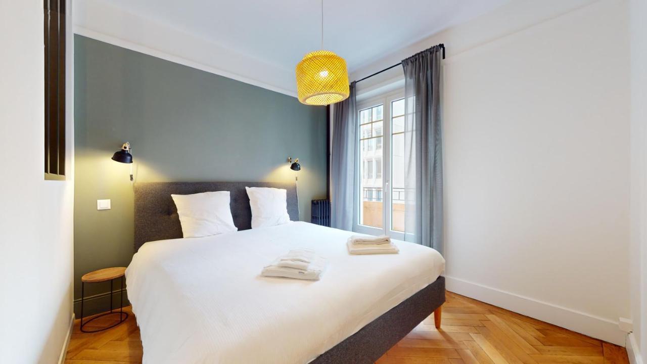 Appartement Beautiful Modern With Balcony In