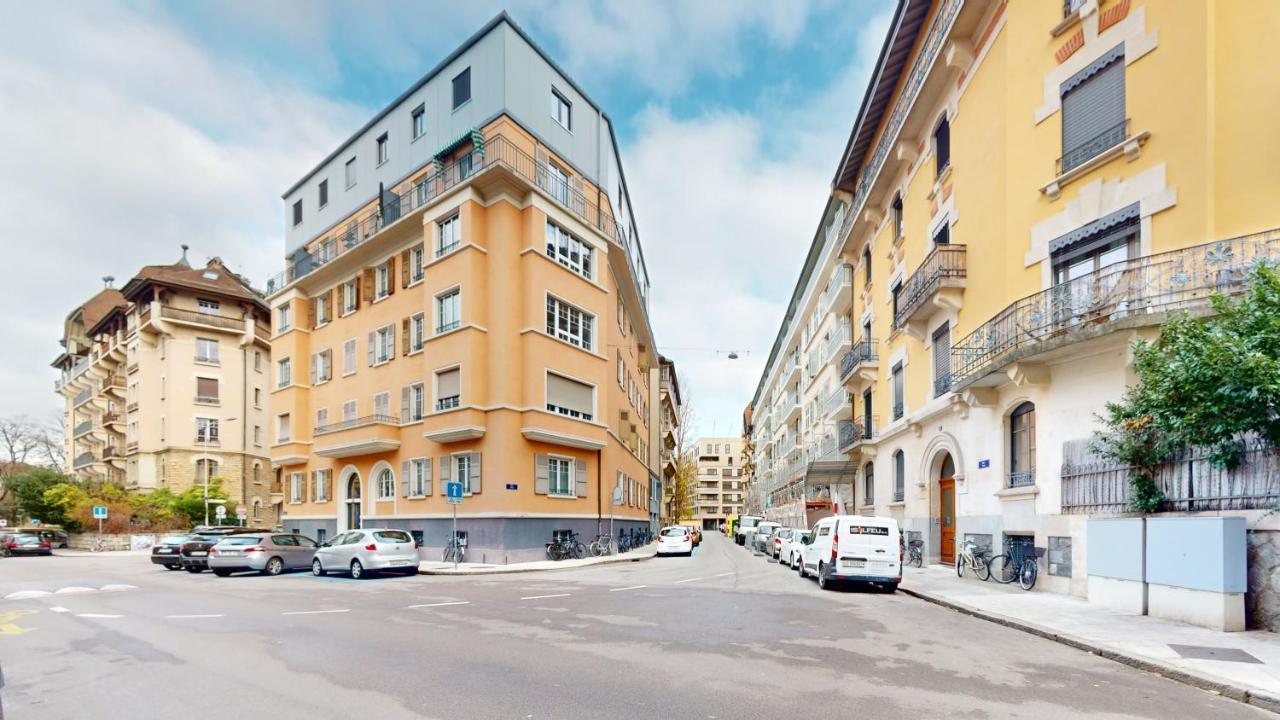 Appartement Beautiful Modern With Balcony In *