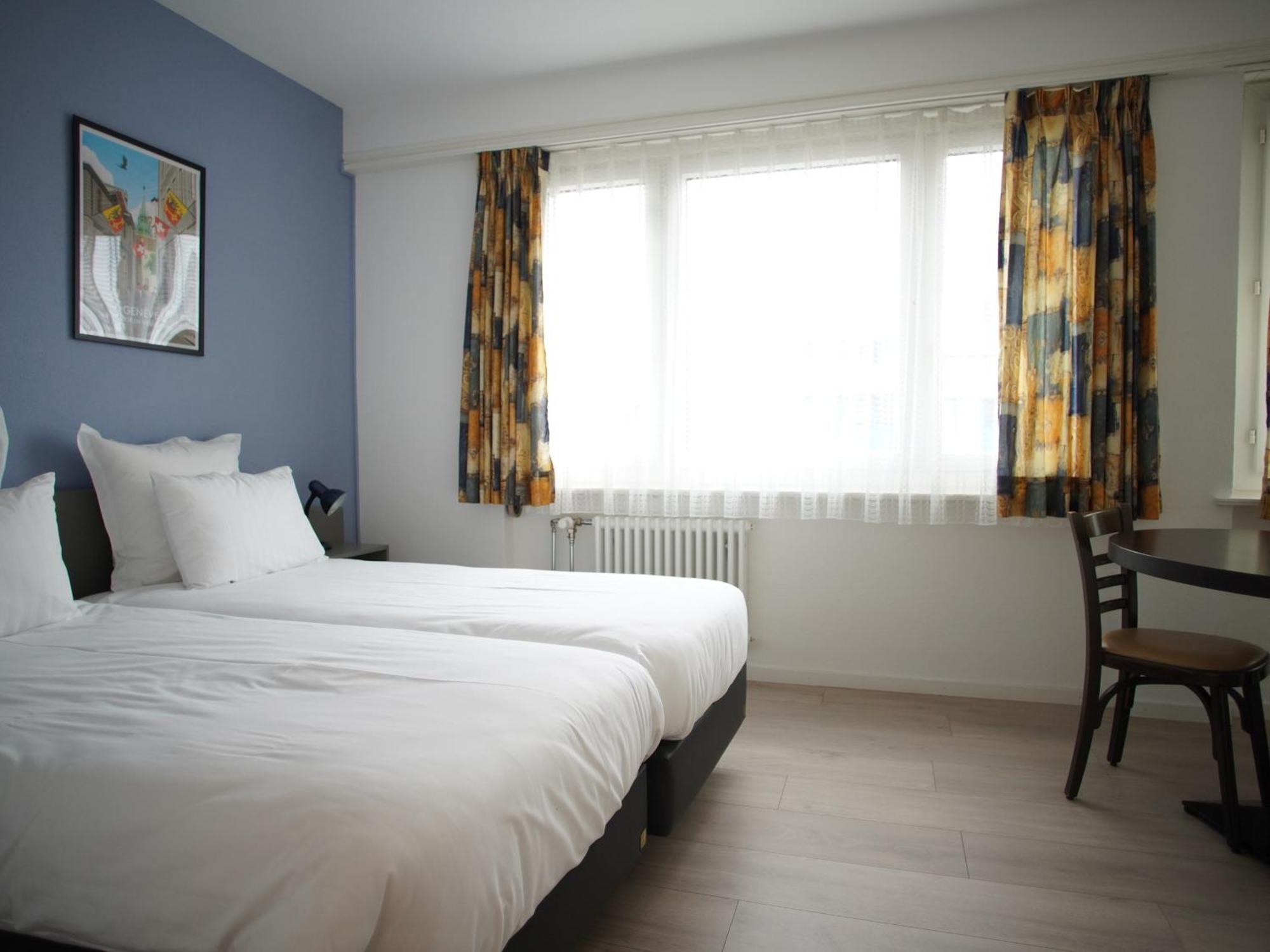 Carmen Hotel 2*