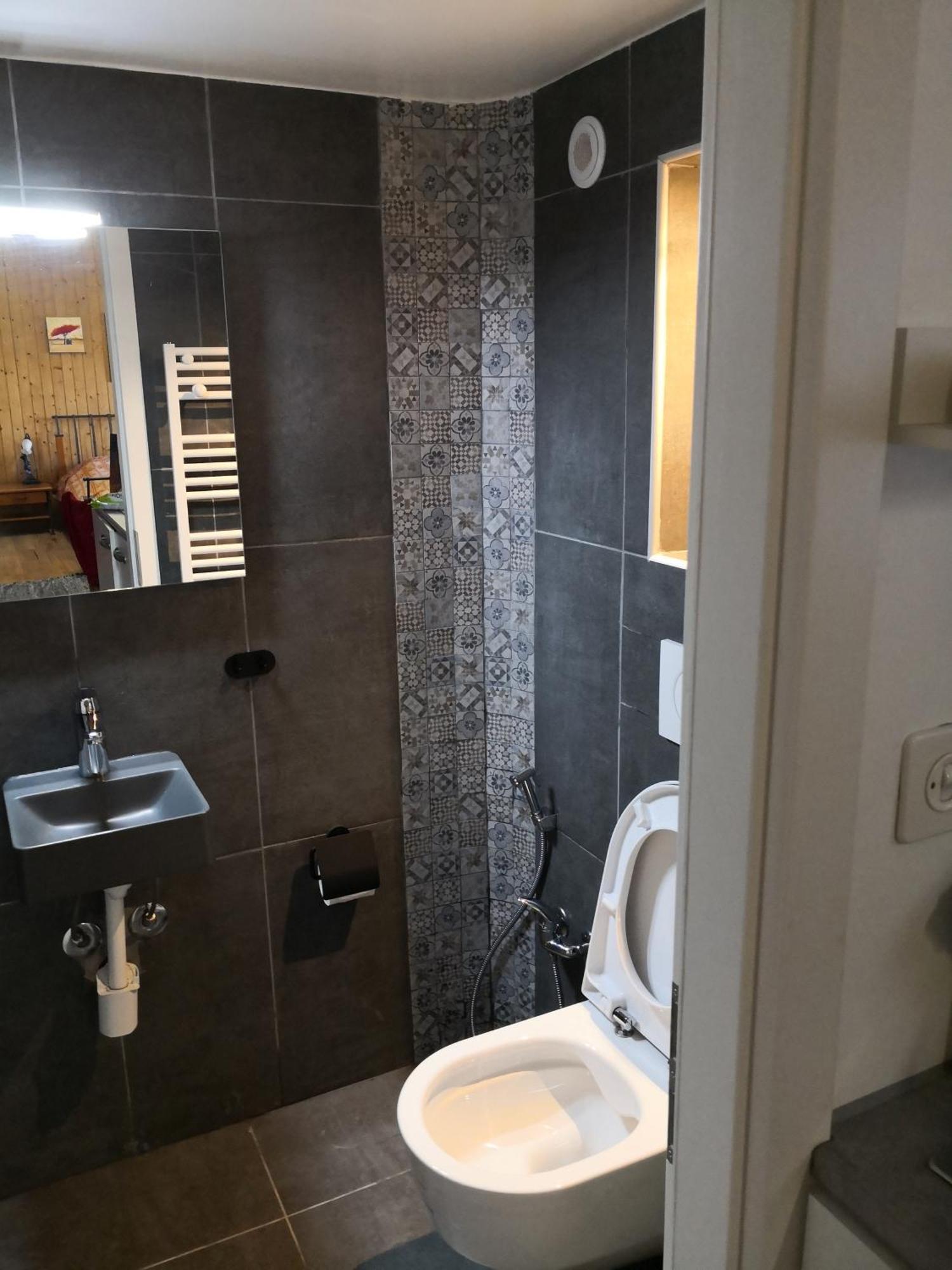 Apartment With Free Parking Terrace Free Wifi Connection