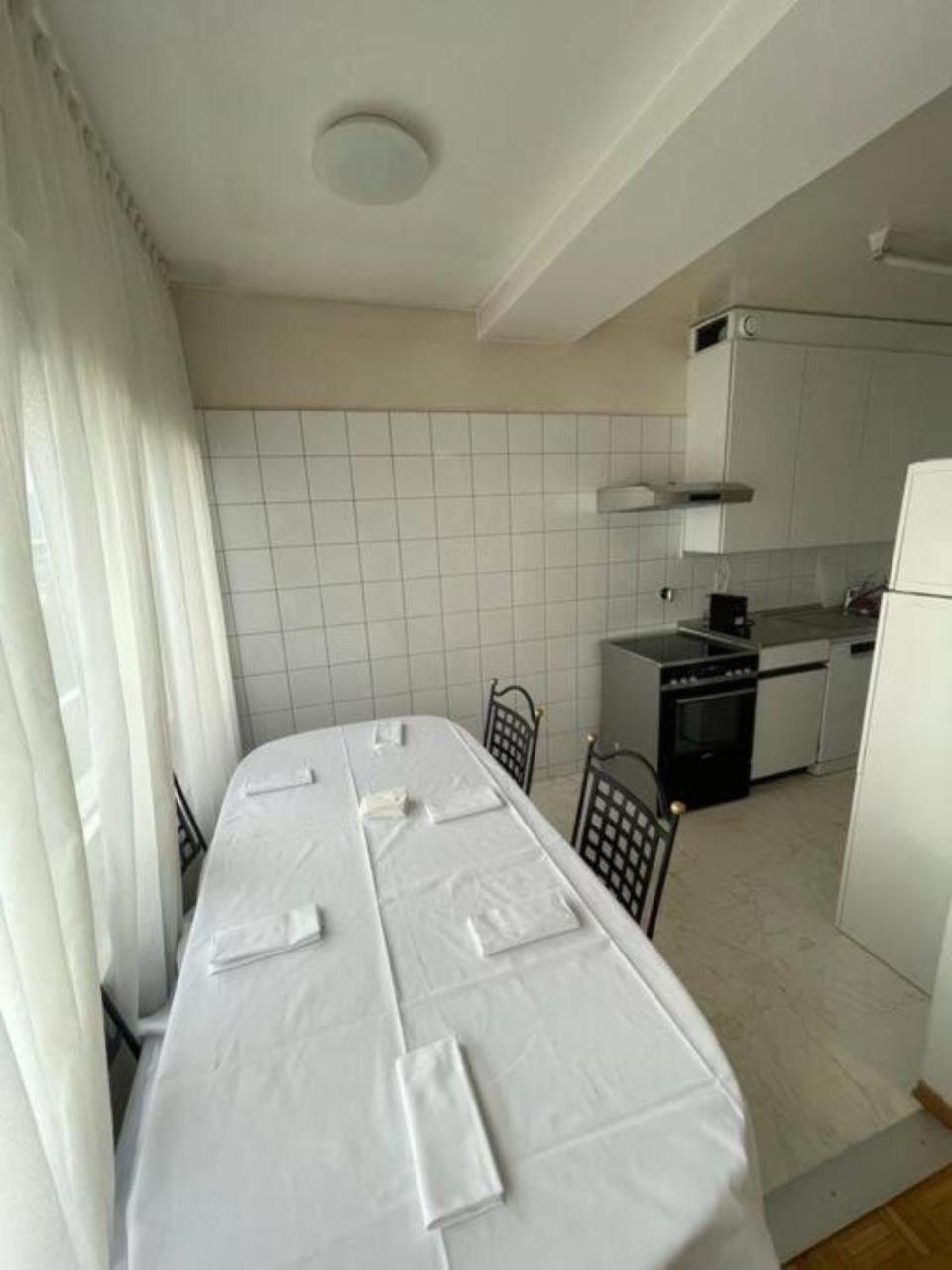 Onu - Palexpo-aeroport Appartement *