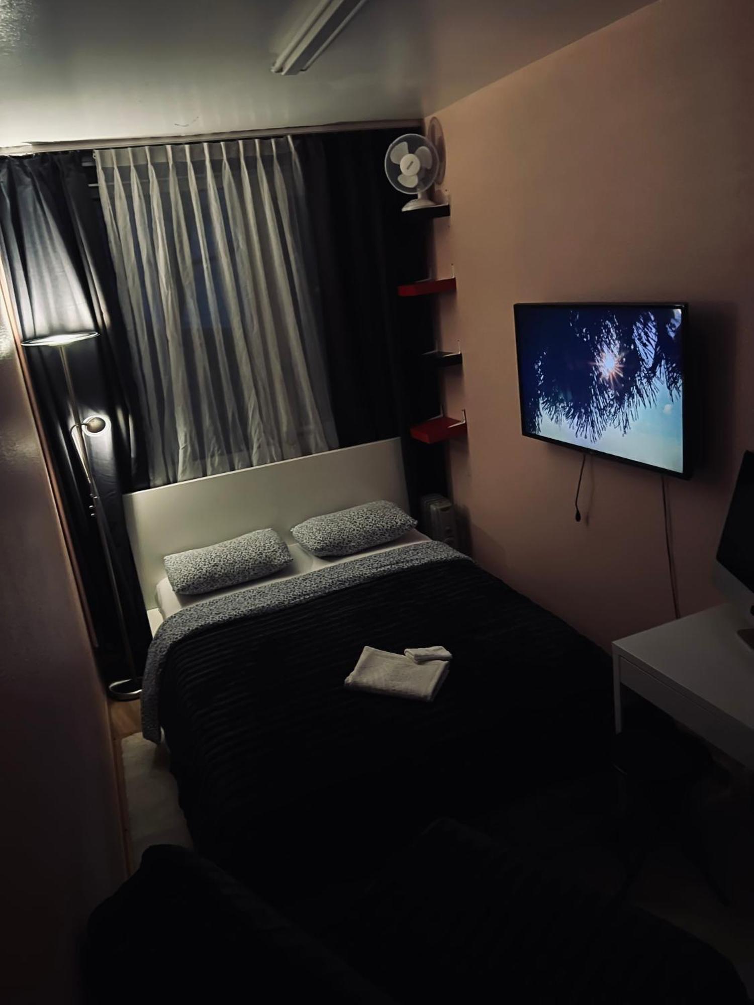 Chambre Confortable Disponible A Genève