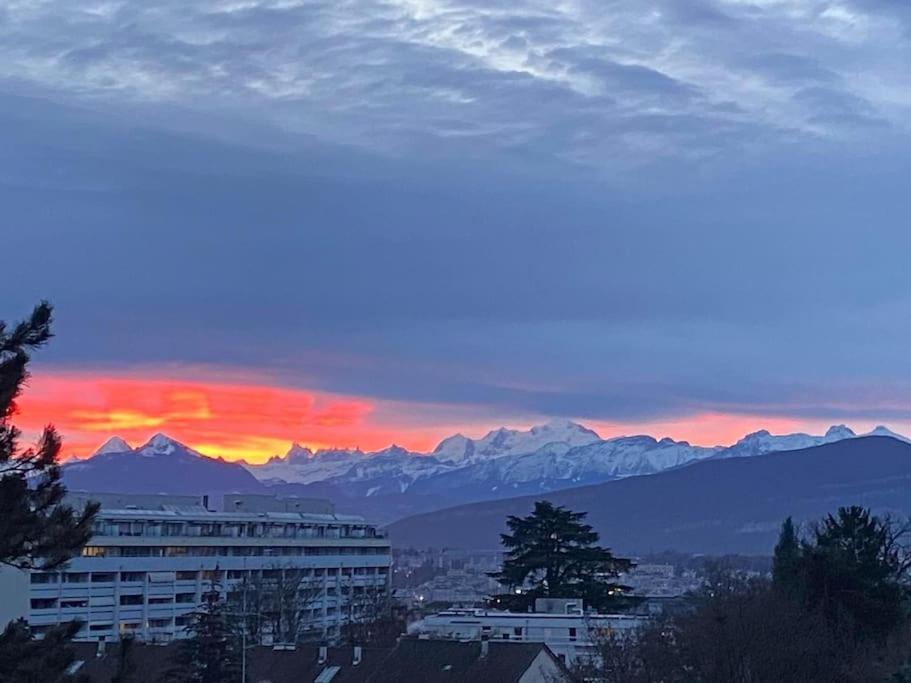 Tourelle 2 - Spacieux Dans Le Centre De * Genève