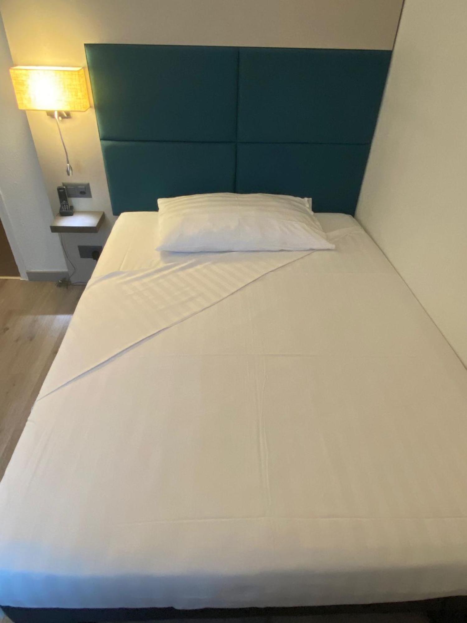 Admiral Hotel 3*