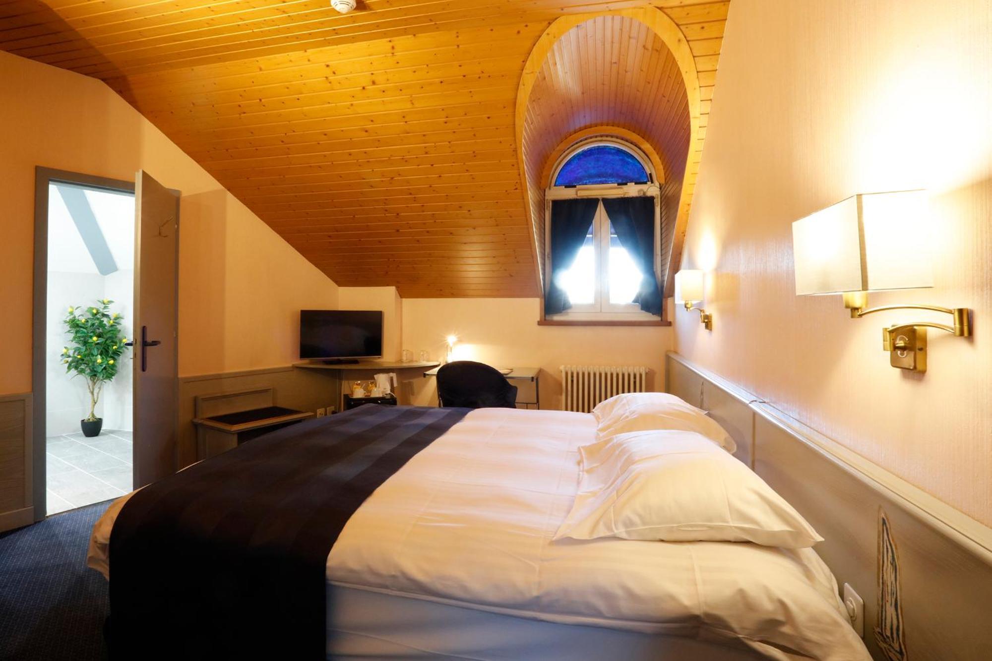 Hotel Montbrillant 4*