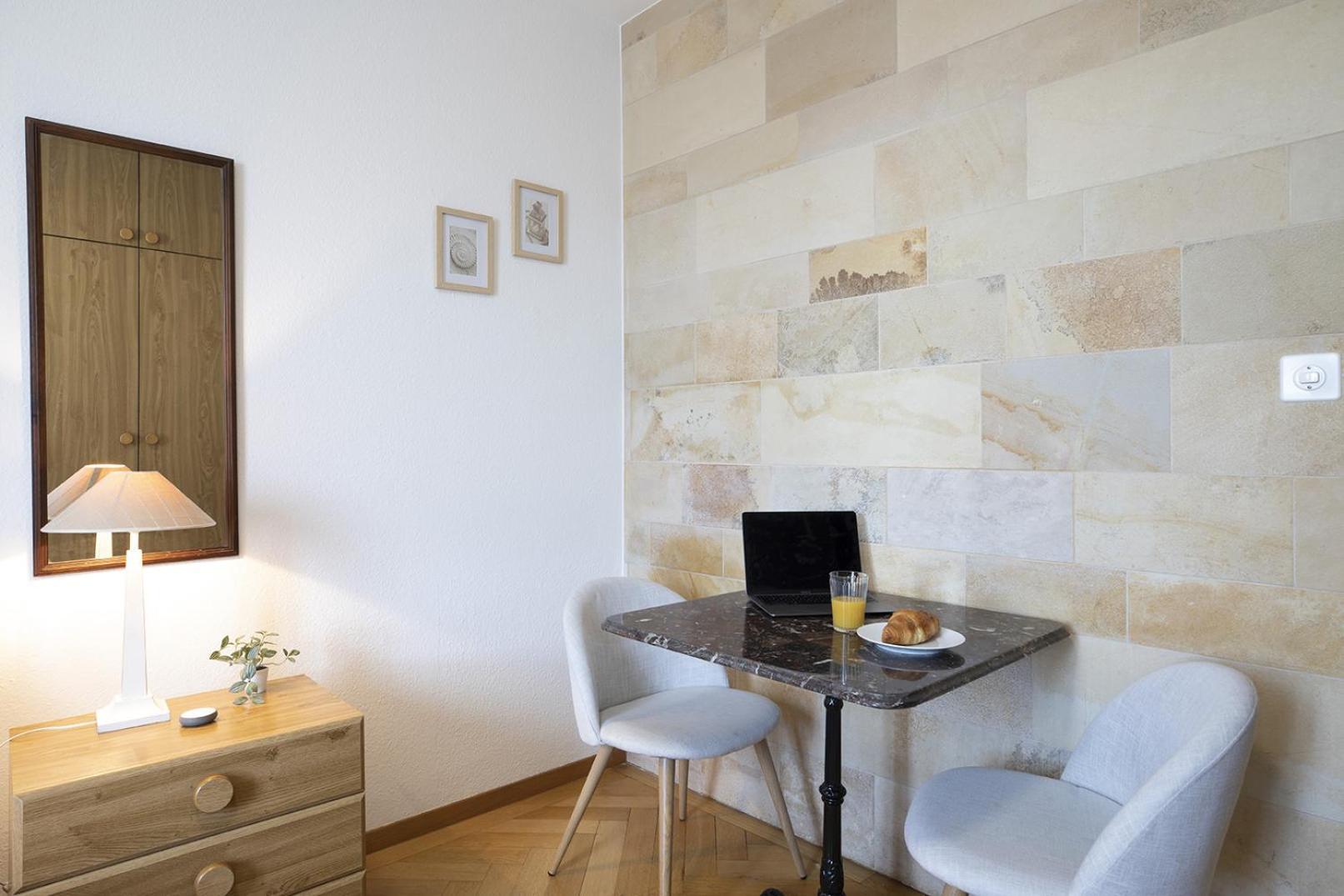 Mole By Homenhancement Apartment Geneva