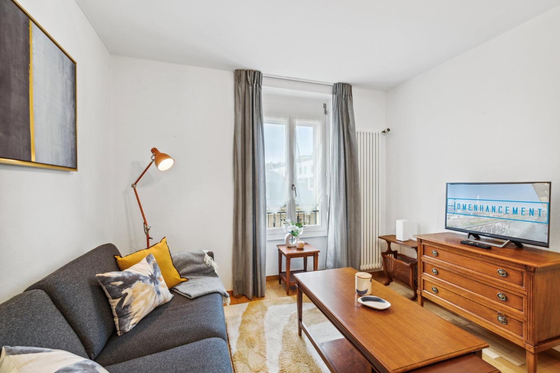 Apartment Mole By Homenhancement *