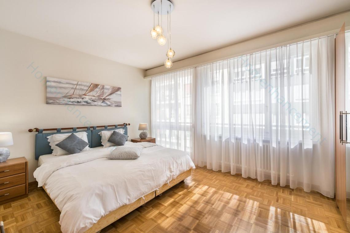Appartement Athenee 36 By Homenhancement *