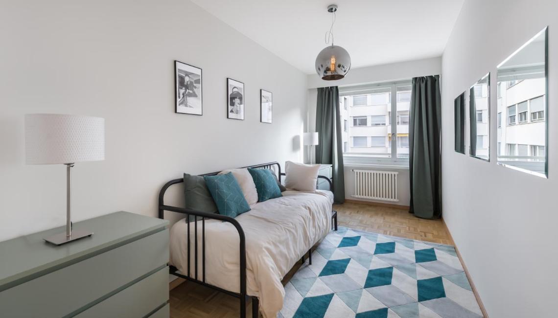 Appartement Athenee 36 By Homenhancement