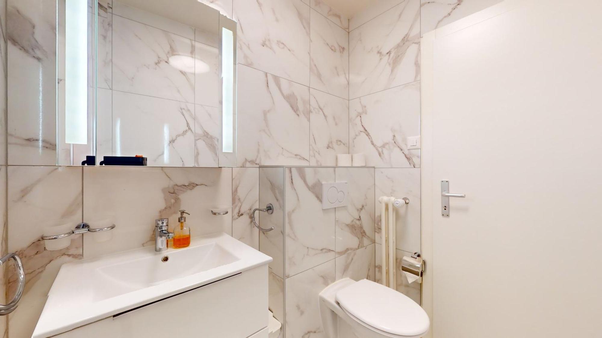 Appartement Modern In The Heart Of