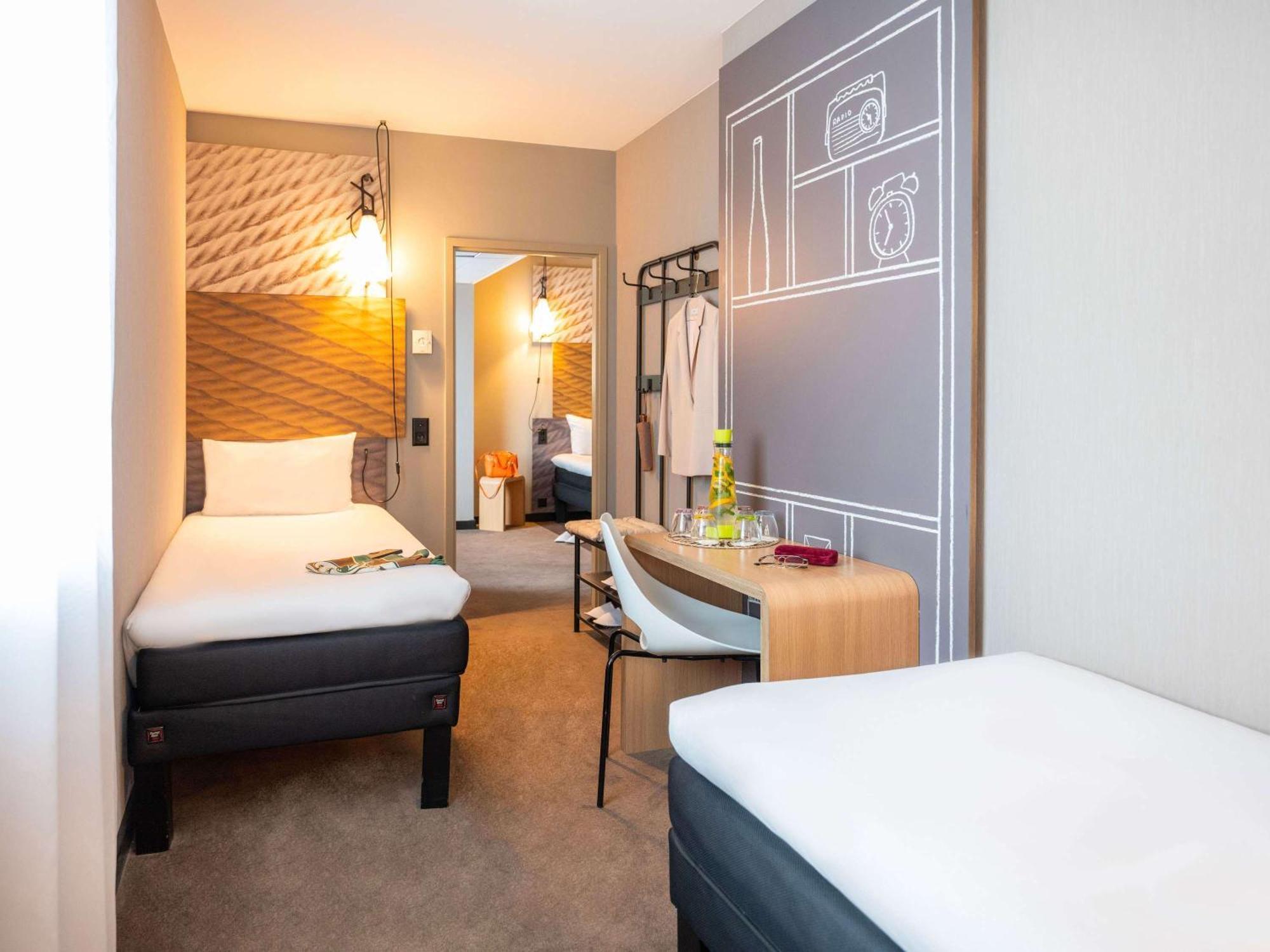 Ibis Centre 3*