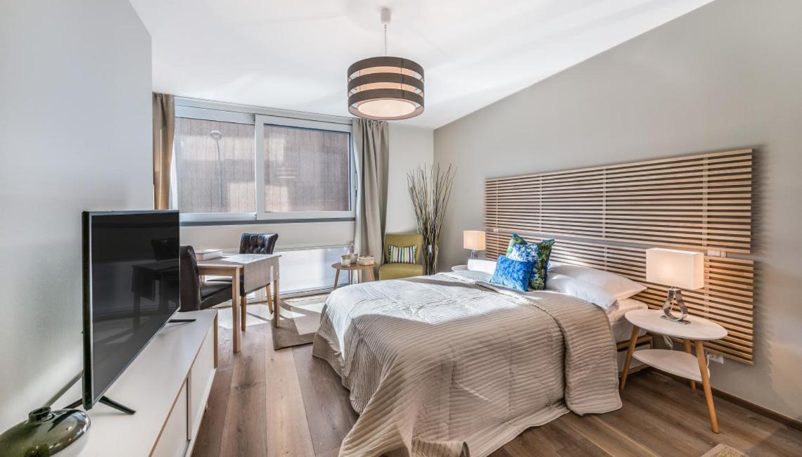Noirettes 24-7 Keyless Entry By Homenhancement Apartment Genf