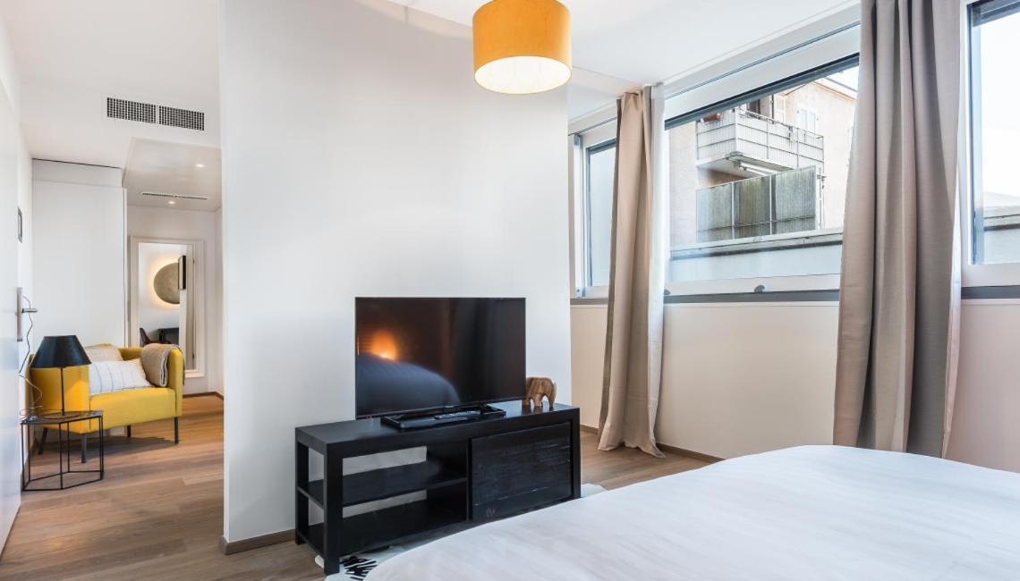 Noirettes 24-7 Keyless Entry By Homenhancement Genf