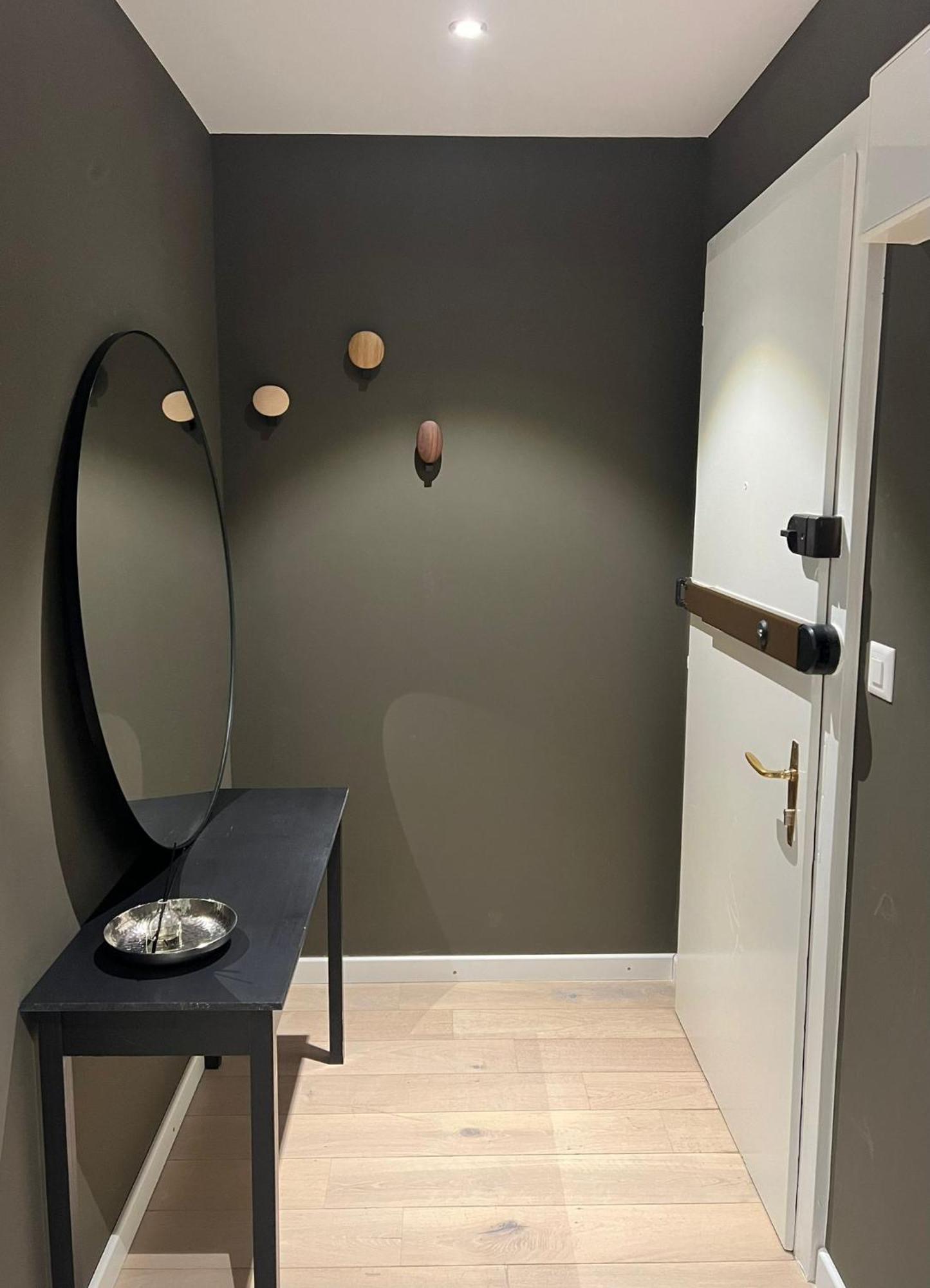 Newly Renovated Eaux Vives Charlie Thornton Genève