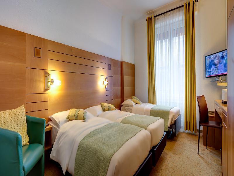 Hotel Eden