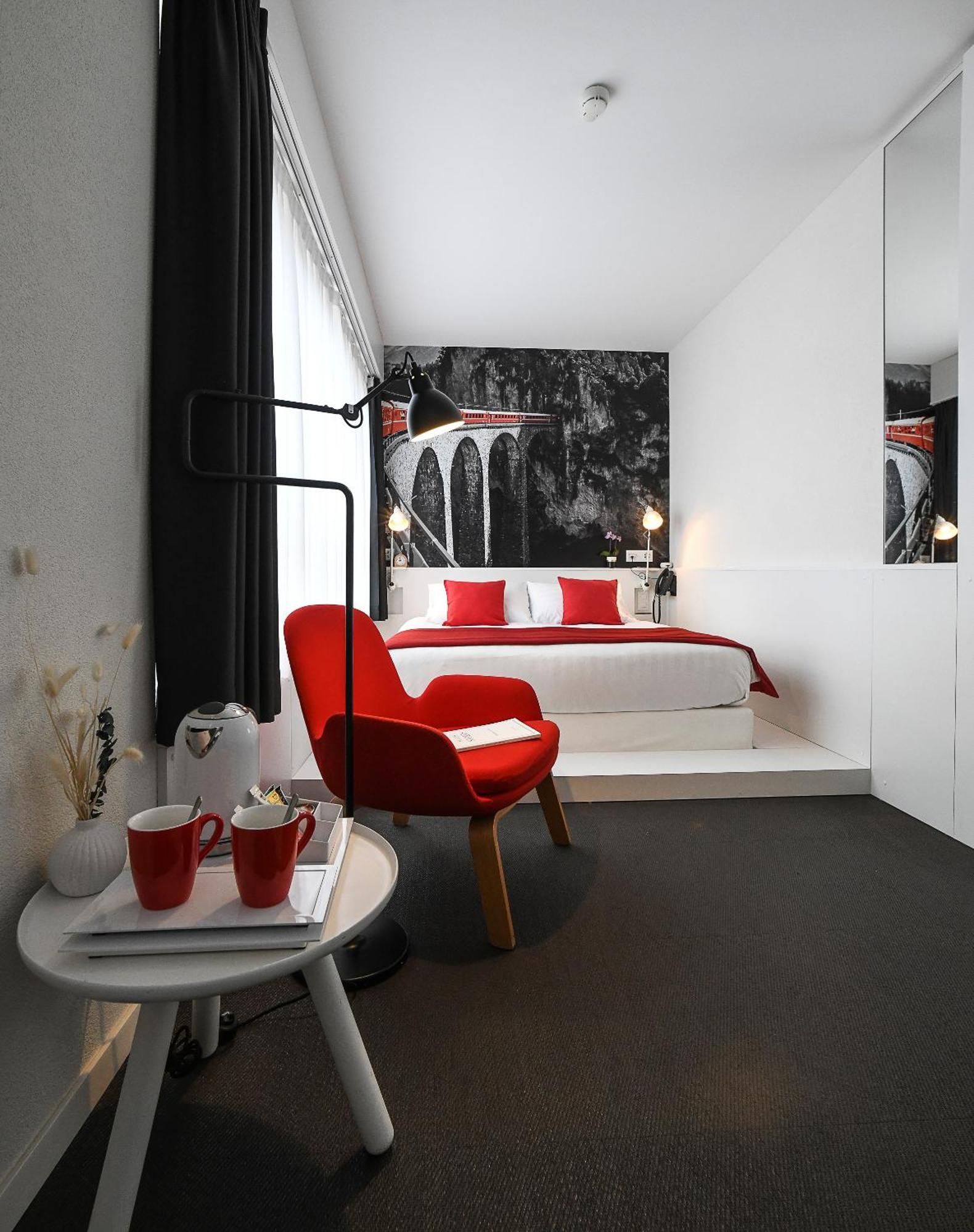Swiss Hotel 4*